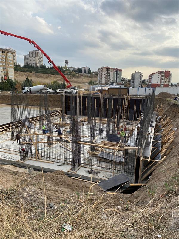 Bodrum perdeleri ve beton pompası